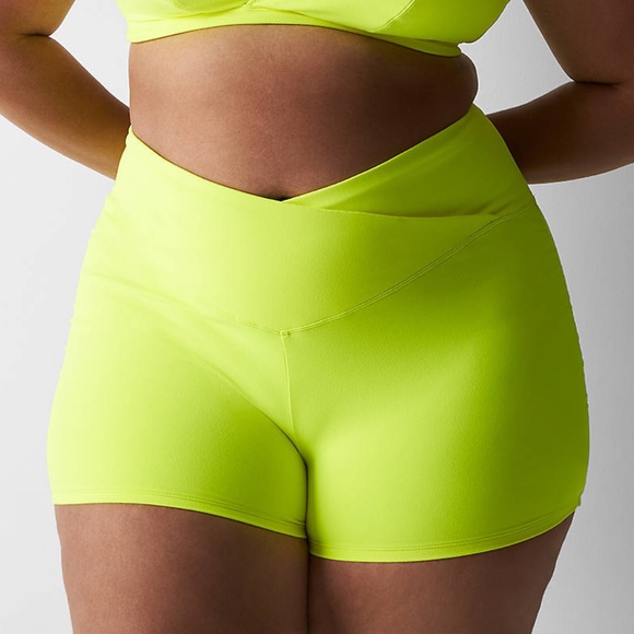 Cacique Pants - NWT Size 22/24 cheeky shortie